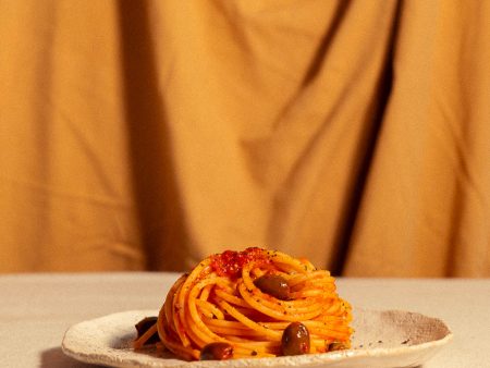 Archipel | Spaghettoni alla Puttanesca for 6 to 8p. Cheap